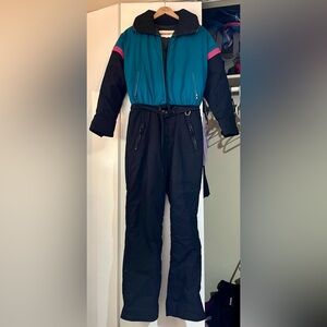 Ditrani Designs Ladies Ski suit (jacket and pant), size 10